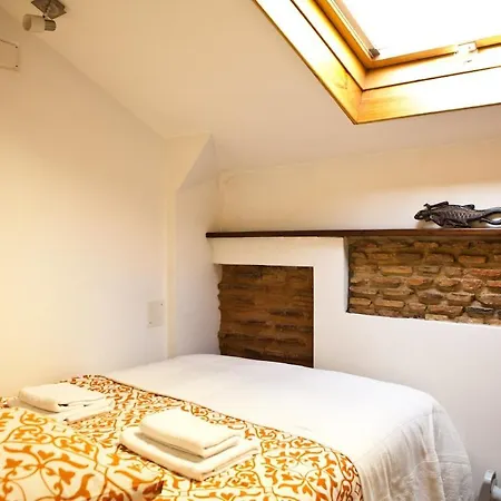 Appartement 200yrs Balcony Wifi Ac