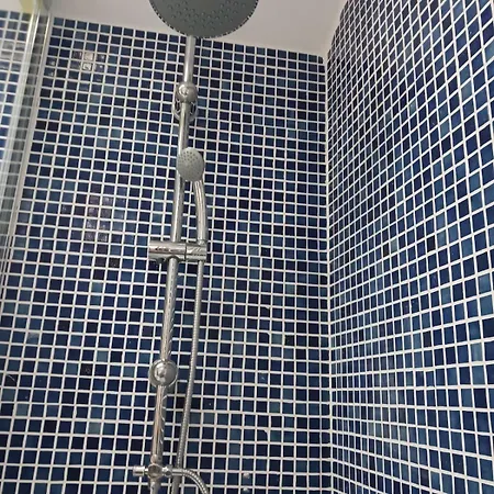 200yrs Balcony Wifi Ac *